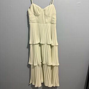 Lulus cascading tiered bustier midi dress size medium